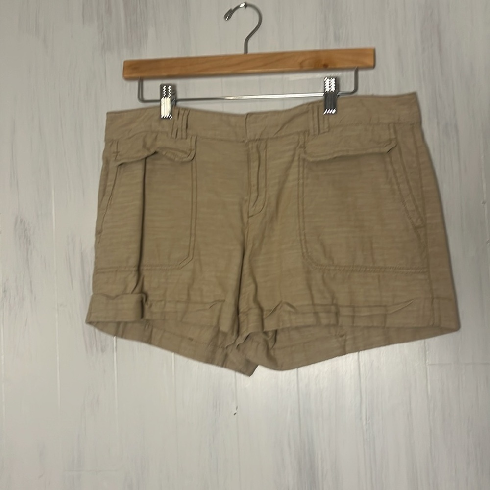 NWOT Loft Tan Linen Blend Shorts‎ Size 10